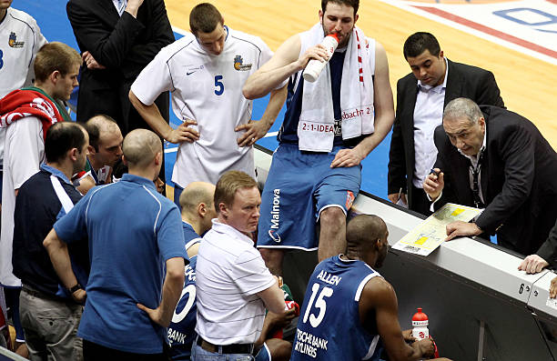 力图推动国 力图推动国