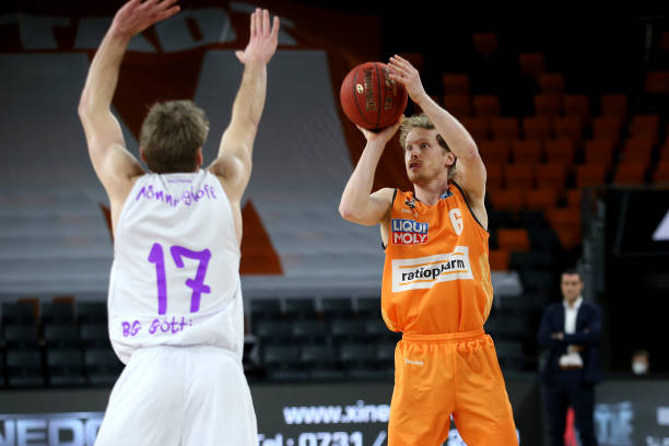 们在联赛中 们在联赛中